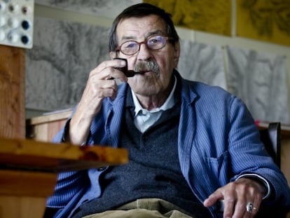 G&uuml;nter Grass, en su casa de la isla danesa de Mon.