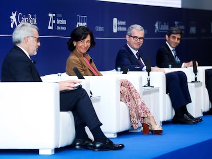 De izquierda a derecha, Ana Botín, presidenta del Santander, Pablo Isla, presidente de Inditex, y José María Álvarez-Pallete, presidente de Telefónica, el miércoles en el Círculo de Economía en Barcelona.