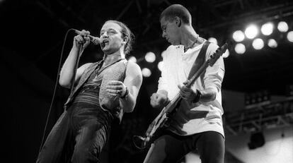U2, en concierto en Madrid en 1987.