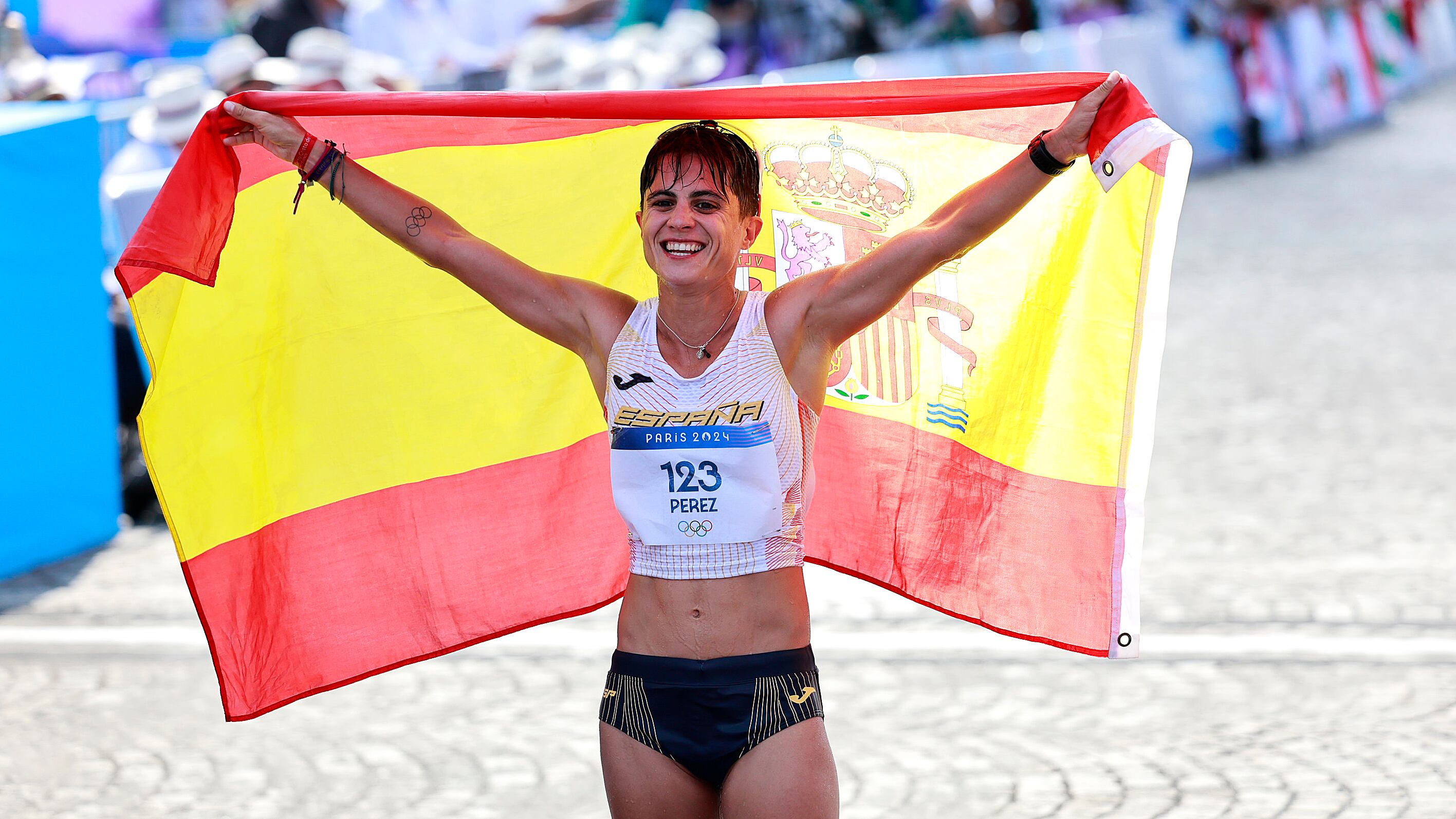 La apoteosis olímpica de María Pérez y Álvaro Martín, medallistas en París en los 20 kilómetros marcha 