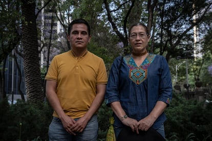 Los profesores José Carlos Buenaventura y Silvia Arévalo. 