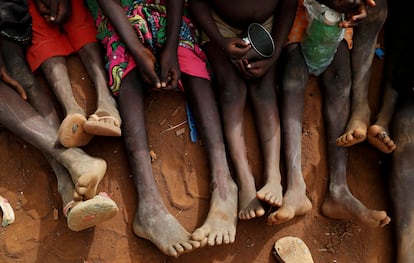 Huérfanos y niños en Kordofán del Sur Sudán