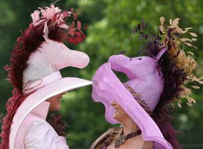 Sombreros y tocados color rosa de Ascot