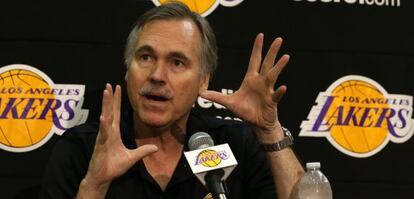 Mike D'Antoni, durante la rueda de prensa.