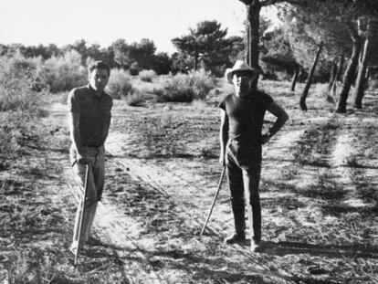 Juan Marsé and Jaime Gil de Biedma in Nava de la Asunción in the summer of 1964.