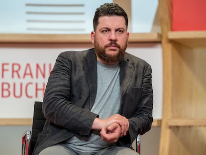 Leonid Volkov, durante un debate en la Feria del Libro de Frankfurt, el 18 de octubre de 2022.