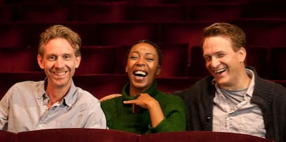 Paul Thornley (Ron), Noma Dumezweni (Hermione) y Jamie Parker (Harry).