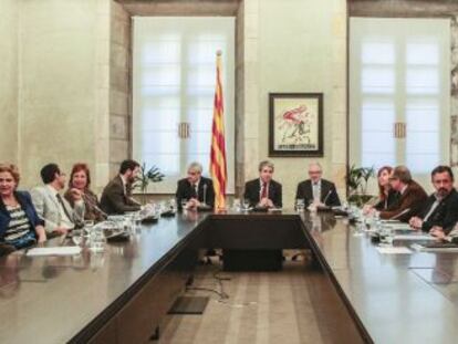 The National Transition Advisory Council meets to discuss the Catalan independence drive.