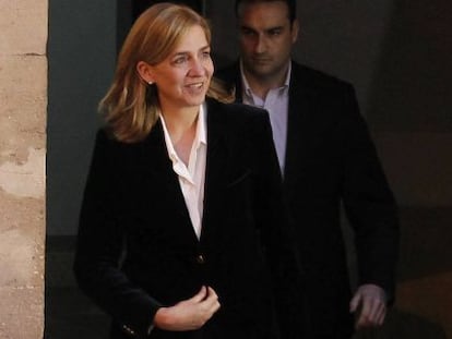 Cristina de Borbón, na saída do tribunal de Palma, quando foi depor.