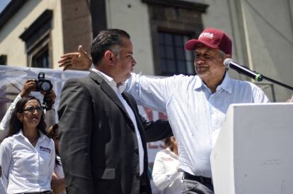 Santiago Nieto y López Obrador, en Jalisco.