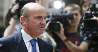 El ministro español de Economía, Luis de Guindos