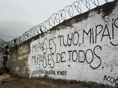 Una frase de Salazar Bondy en el “muro de la verguenza”.