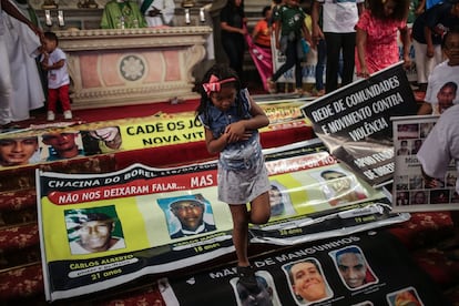 A celebração, que também contou com lideranças de outras religiões, foi organizada pelo movimento Candelária Nunca Mais!. Contou com o apoio da Anistia Internacional e teve a presença de mães e familiares de outras vítimas de violência policial no Rio.