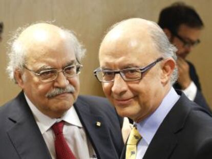 El consejero catalán de Economía, Andreu Mas-Colell, y el ministro de Hacienda, Cristóbal Montoro.