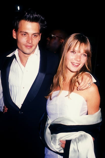 Kate Moss y Johnny Depp
	

	Fue el primer amor de Kate Moss. Una relación que le costaría "años y años de lágrimas", reconoció la modelo en una entrevista para Vanity Fair. Entre 1994 y 1998 fueron LA PAREJA. Tras una ruptura que sería "una pesadilla", en 2014 se volvieron a ver las caras en un videoclip de Paul McCartney.