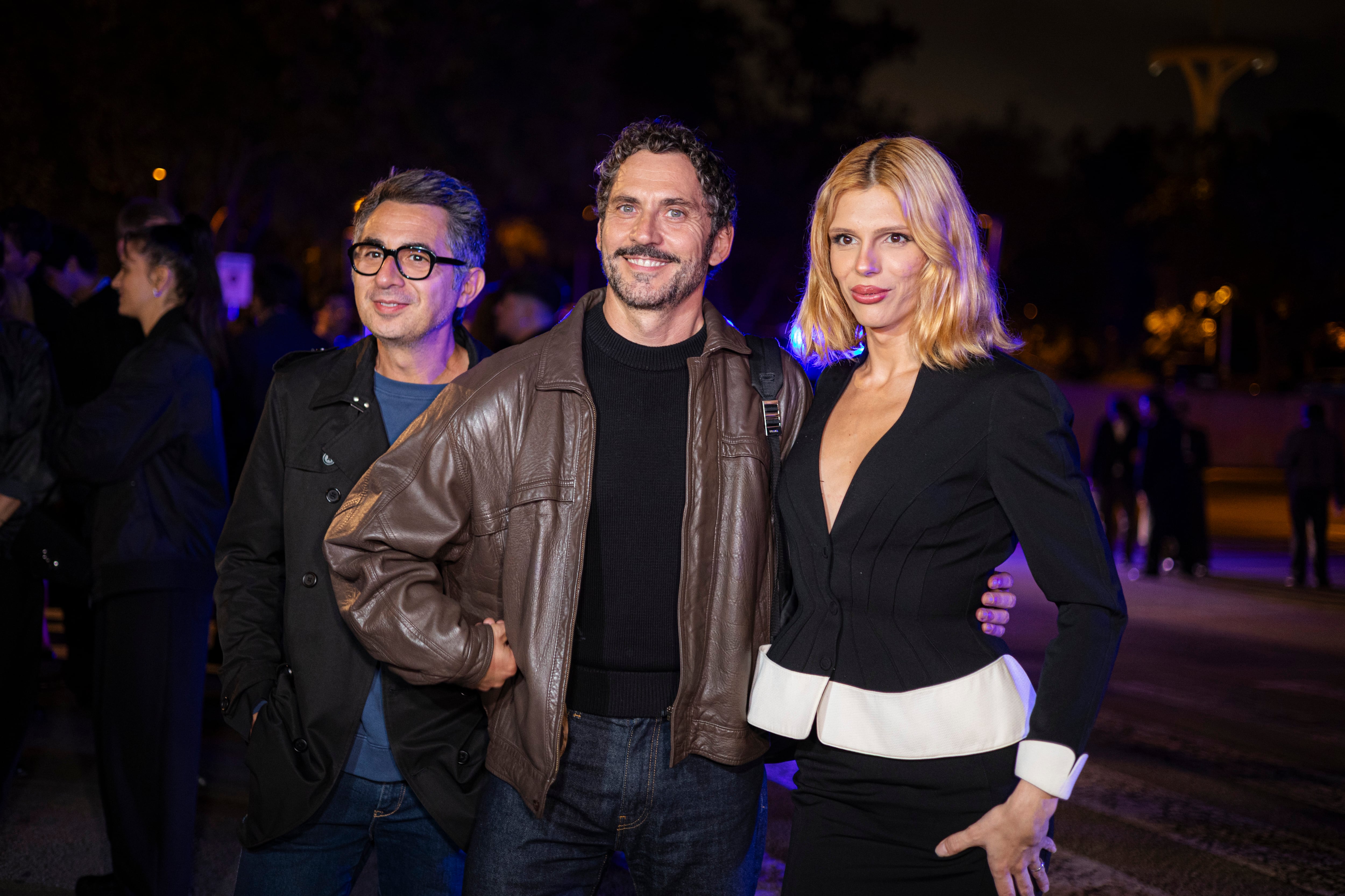 Berto Romero, Paco León y Samantha Hudson, en la presentación del nuevo disco de Rosalía.