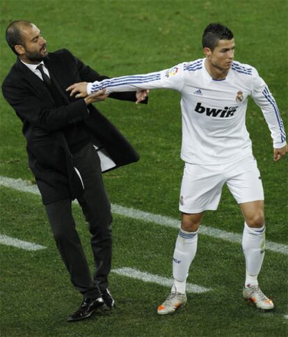 Guardiola y Cristiano tras el rifirrafe.