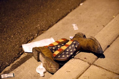 Botas de vaquero tras el tiroteo de Las Vegas del domingo.