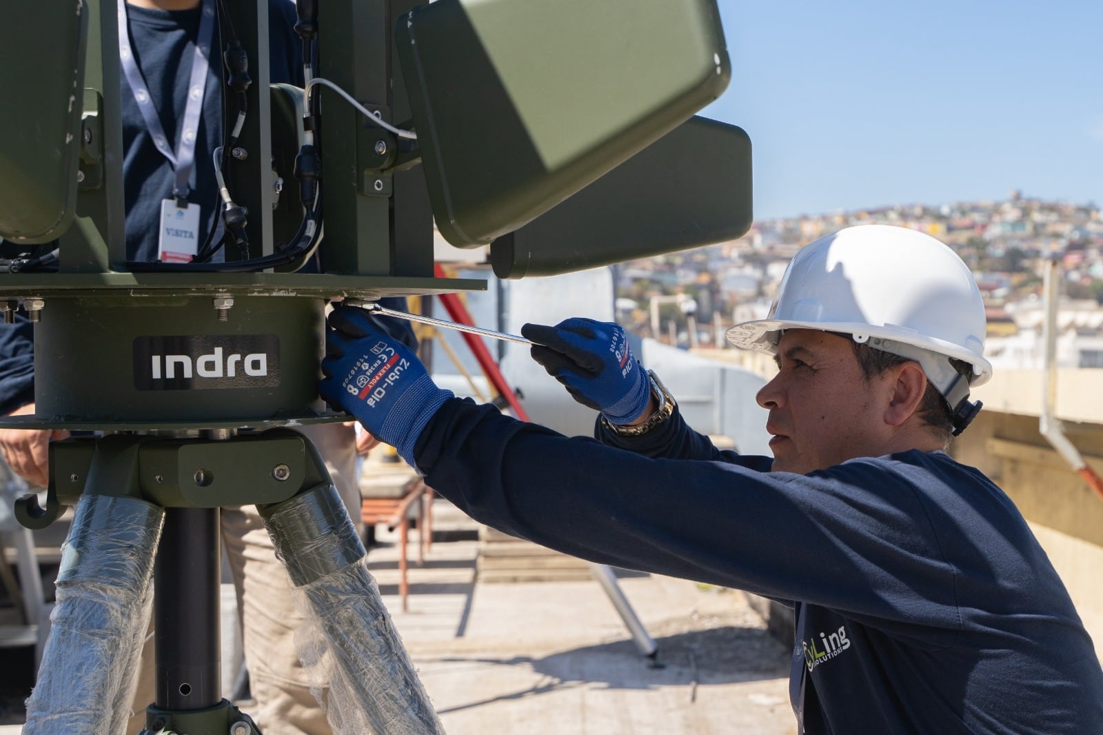 Indra despliega su sistema antidrón Crow en el cambio de mando presidencial en Chile