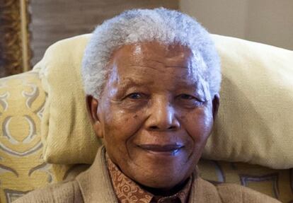 Nelson Mandela, en la v&iacute;spera de su cumplea&ntilde;os en 2012.