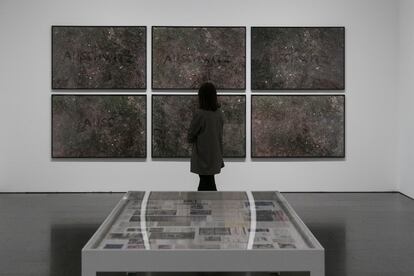 La obra de Francesc Abad 'Auschwitz' (1997), en el Macba.