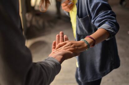 Gracias a la alianza y durante un total de 12 horas lectivas, 101 alumnos de la Comunidad de Madrid se han beneficiado en 2021 del Programa Empleo de Cruz Roja, dirigido a jóvenes de 16 a 30 años en situación de desventaja social.