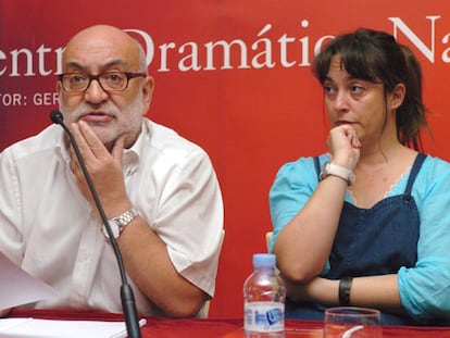 Gerardo Vera y Laila Ripoll, ayer en el Centro Dramático Nacional.