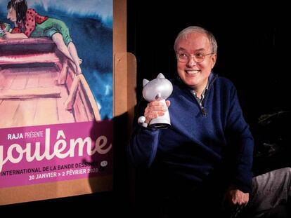 El dibujante Emmanuel Guibert, tras recibir el Gran Premio del Festival de Angulema.