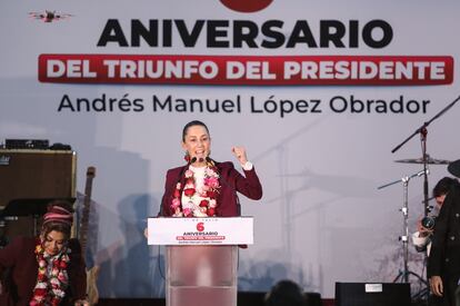 Claudia Sheinbaum encabezó el evento por el sexto aniversario del triunfo de Andrés Manuel López Obrador, en Los Pinos.