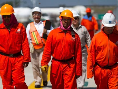 Trabajadores de Pemex Monterrey, Nuevo Leon.