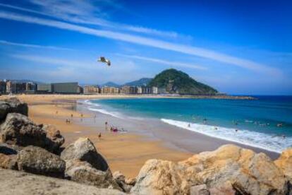 La playa de Zurriola, en San Sebastián.