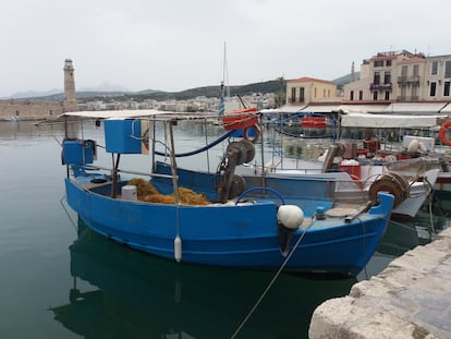 Un puerto pesquero en la isla griega de Creta.