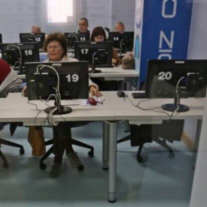 Alumnos de uno de los cursos organizados por Cádiz Conecta.