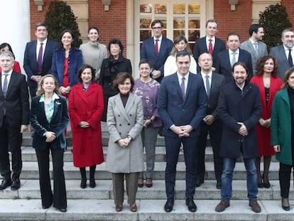 Foto de familia del nuevo Consejo de Minsitros.