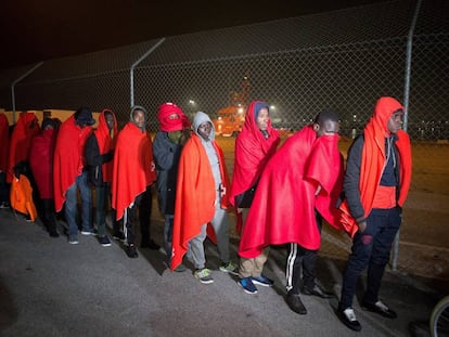 Llegada de 82 migrantes el pasado sábado al puerto de Motril (Granada) tras ser rescatados en la zona de Alborán.