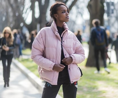 Los colores pastel son un gran aliado para looks de urbanos e incluso para ir a la oficina.