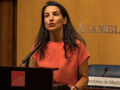 Monasterio, tras la reunión con el presidente de la Asamblea de Madrid, dentro de la ronda de contactos con los grupos parlamentarios para proponer un candidato a presidir la Comunidad.