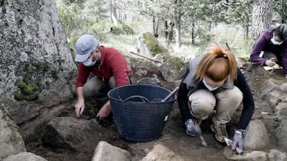 Trabajadores excavación CSIC Valle Caídos