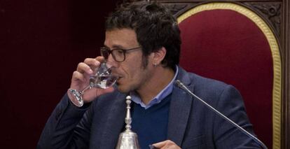 El alcalde de Cádiz, José María González "Kichi", durante un pleno.
