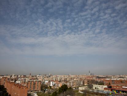 La boina de contaminación de Madrid, el pasado febrero.