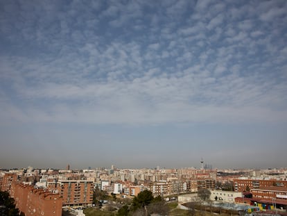 La boina de contaminación de Madrid, el pasado febrero.