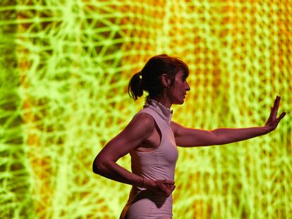 Una escena de la obra 'Una isla', en el Centro Cultural Conde Duque de Madrid.