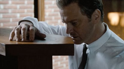 Colin Firth en una escena  de <i>Un hombre soltero,</i> primera película del diseñador Tom Ford.