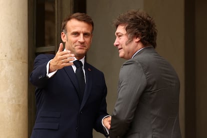 Emmanuel Macron y Javier Milei en París (Francia), el 26 de julio.