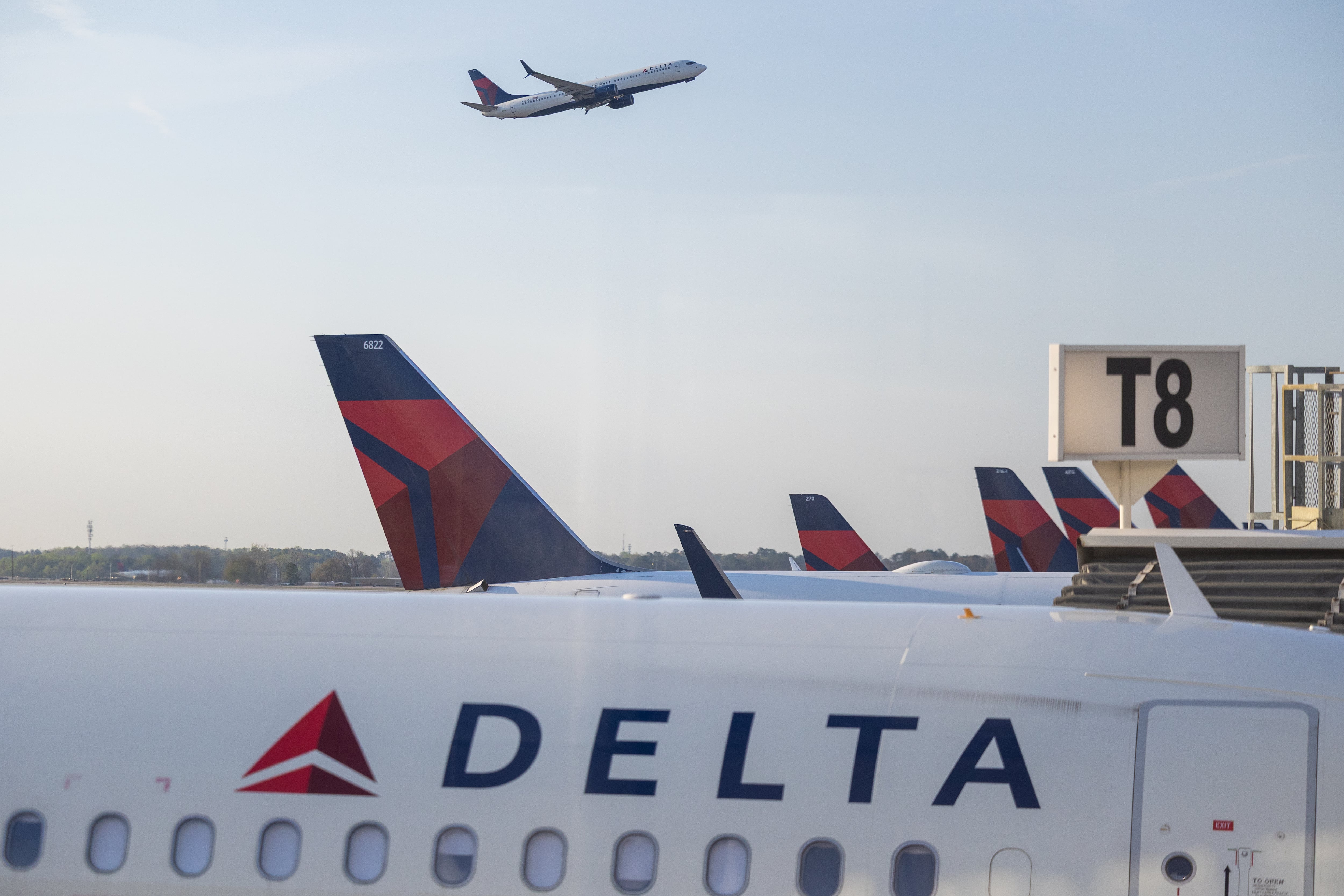 Vuelo a ninguna parte: pasajeros de Delta Airlines pasan ocho horas en el aire sin llegar a su destino
