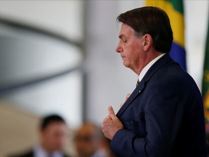 Bolsonaro na posse do novo ministro da Justiça, André Mendonça, no Planalto.