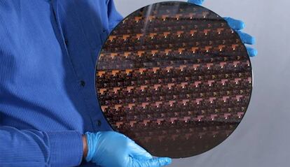 IBM dice que ha creado el primer chip de 2 nm del mundo.