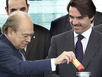 Pujol i Aznar, en l&#039;ampliaci&oacute; de la depuradora del Bes&ograve;s el 2002.