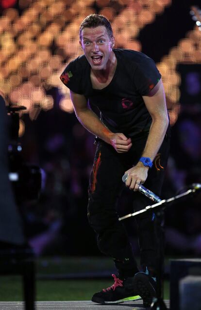 El cantante de Coldplay, Chris Martin, durante la ceremonia de clausura de los Juegos Paralímpicos Londres 2012.