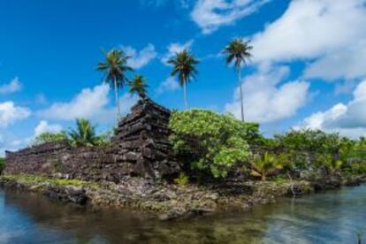Ruinas de la vieja de Nan Madol, en Pohnpei, en la isla de Colonia (Estados Federados de Micronesia).